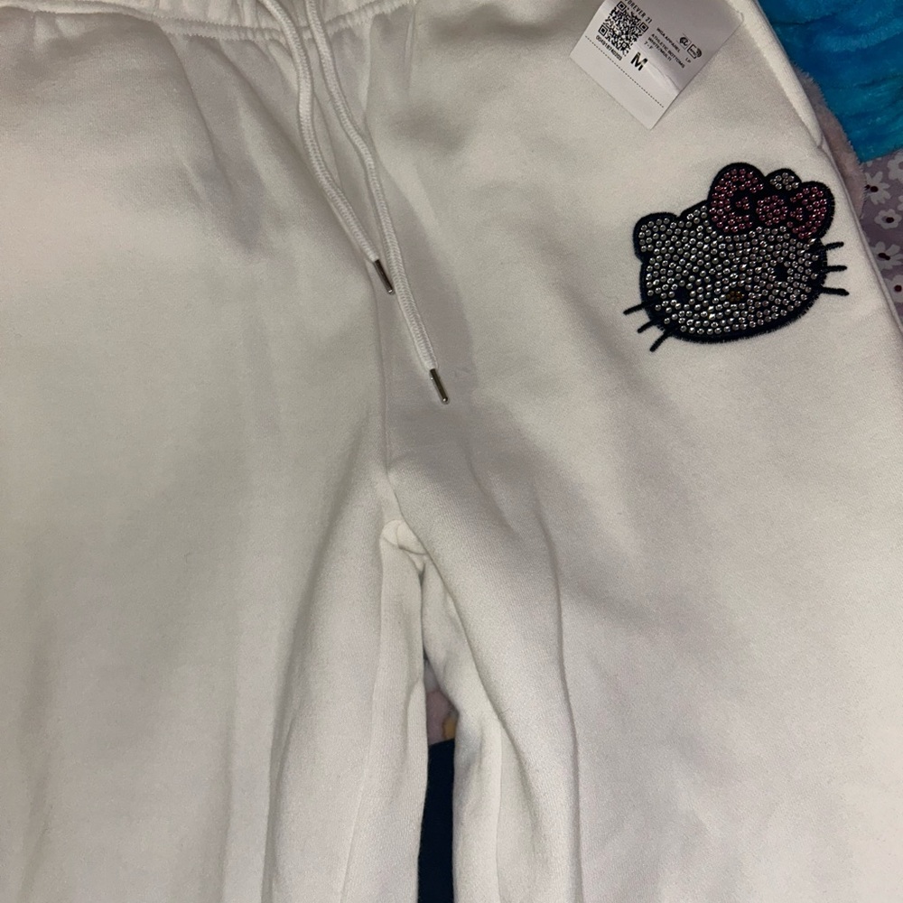 Forever 21 Hello Kitty Rhinestone White Graphic Sweatpant Jogger Pant MEDIUM